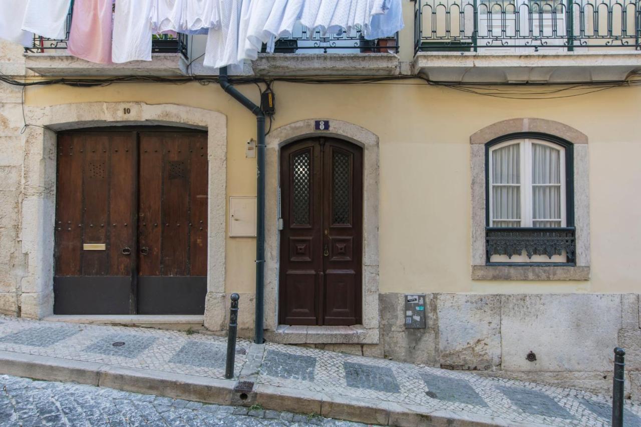 Lovelystay - Chiado 2 Bedroom Charm! ลิสบอน ภายนอก รูปภาพ